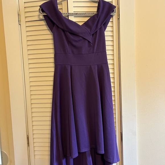 Elegant Purple Off-Shoulder Dress - Picture 2 of 7